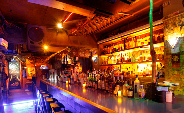 川崎駅前仲見世通商店街 Classy's Bar（クラッシーズ）のイメージです